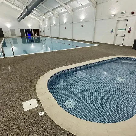 Ocean Retreat - Part Of The The Bay Village With Pool, Gym And Direct Access, Pub, Restaurant, Tennis And Meadows Walks Holiday home *